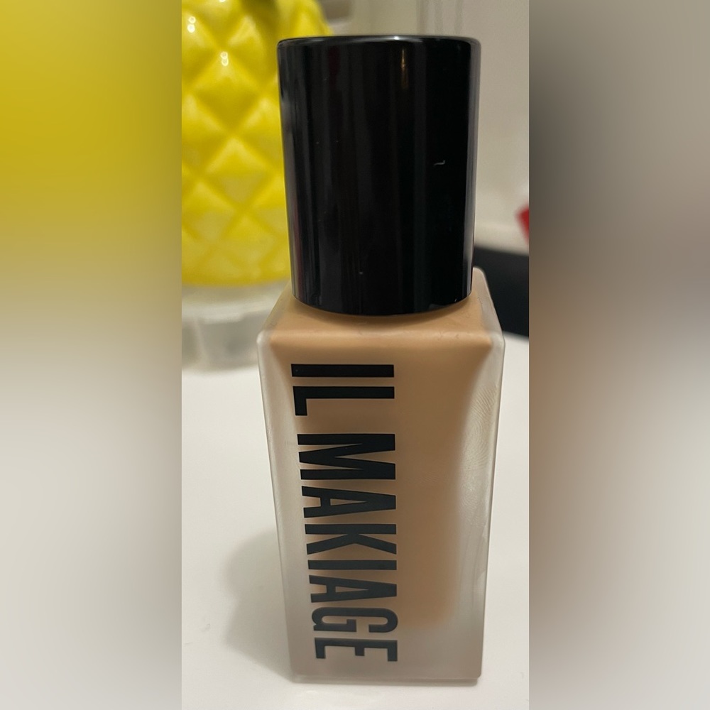 Brand New IL MAKIAGE, 105 Woke Up Like This
